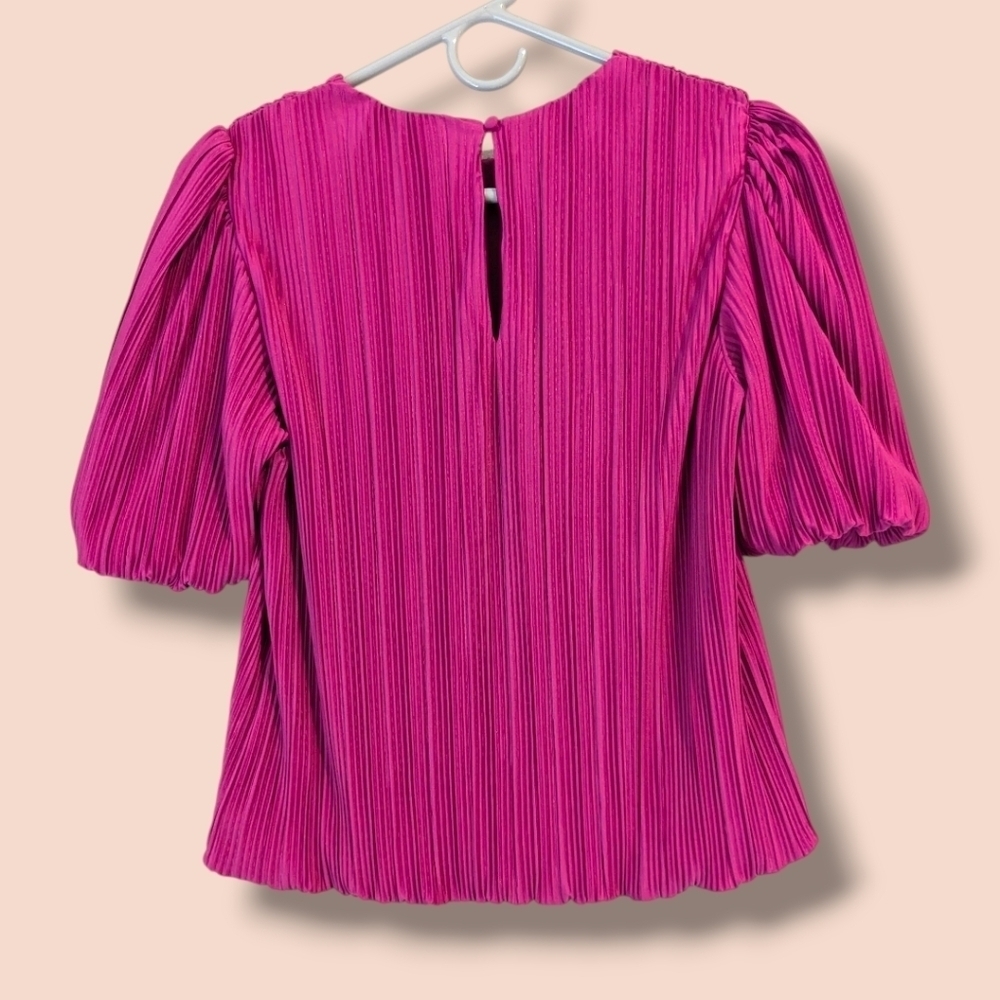 Evereve Fuchsia Pleated Puff-Sleeve Blouse - Picture 3 of 9